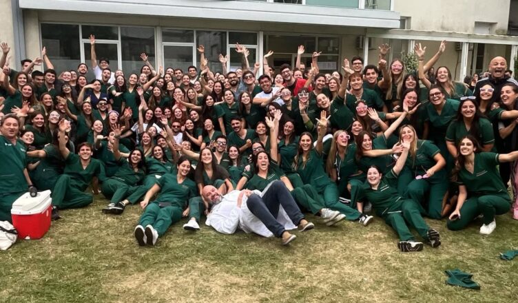 Egresados Medicina UNMDP 2025